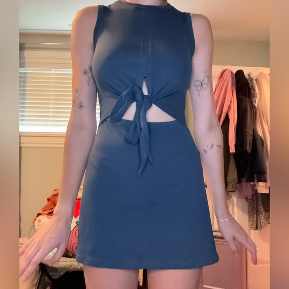 HALARA Dresses & Skirts - NWOT Halara xs blue workout dress